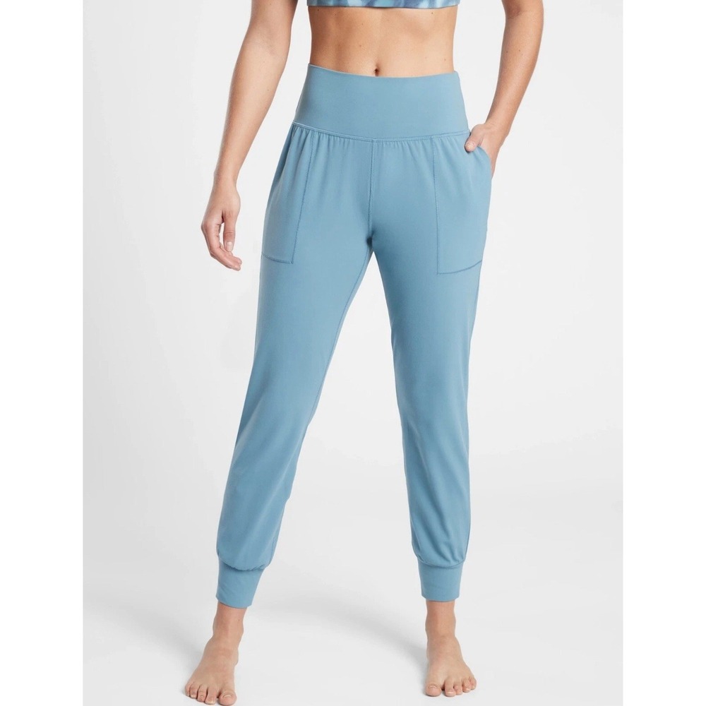 Athleta Salutation Jogger Pant Light Blue Athleisure Yoga Workout Size Small‎